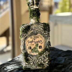 Decorative Toad Warts Potion Bottle